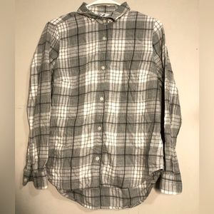 Medium Light Gray Women’s Button Up Flannel
